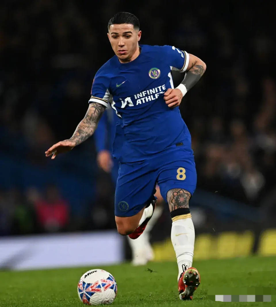 最后时刻法联杯传出新动向；费内巴切刷新队史纪录；高层表态：底气十足；纪律约束更严格的简单介绍