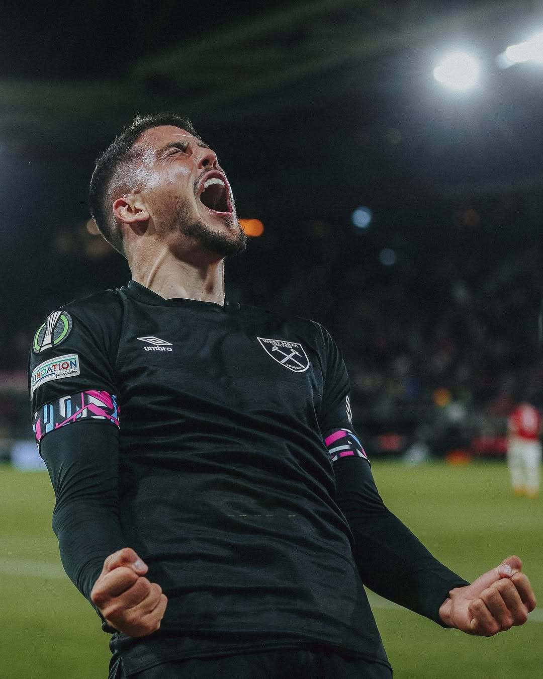 特菲尔在圣殿深处-竞技宝平台